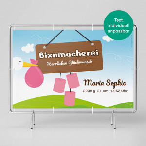 Geburtstagsbanner mit Bixnmacherei Schild mit Storchmotiv und blauem Himmel