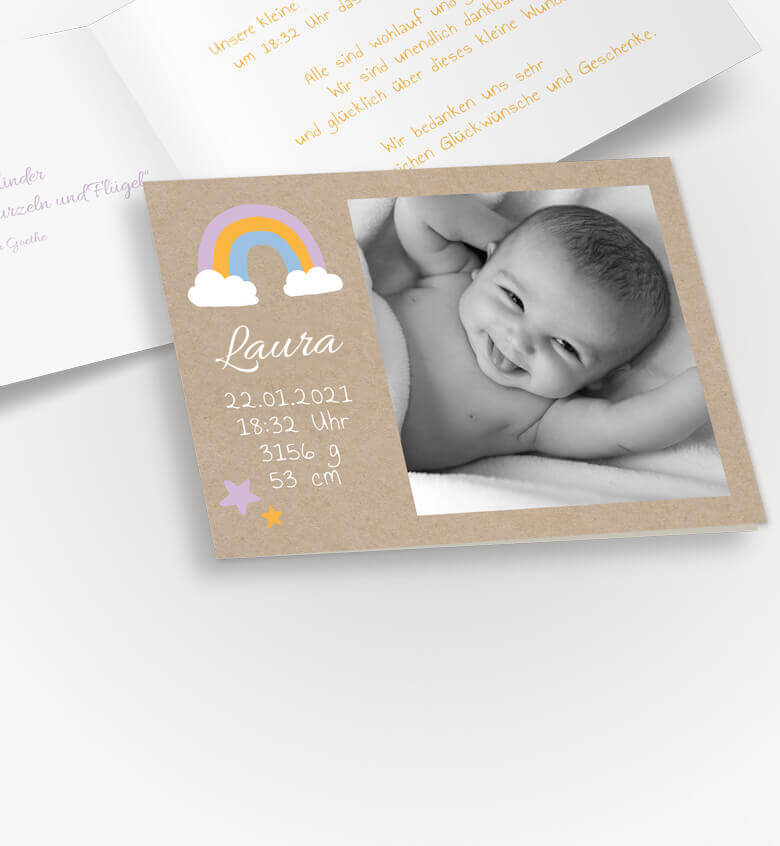 Babykarte mit Kraftpapier-Optik und Regenbogen