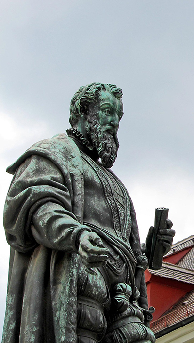 Fugger Statue Augsburg